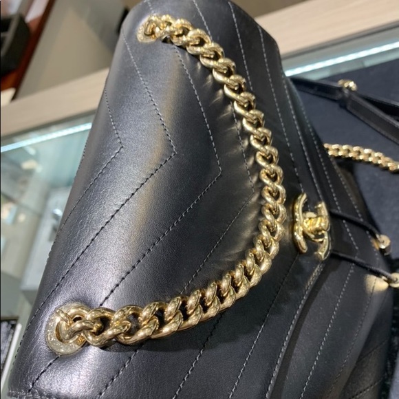‼️SOLD‼️ 18B Black Calfskin Backpack Gold Hardware - Picture 3 of 16